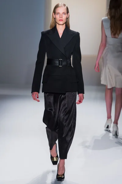 Look 29